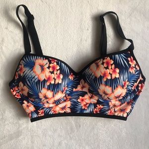 Victoria’s Secret Pink Cage Back Push Up Bra XS